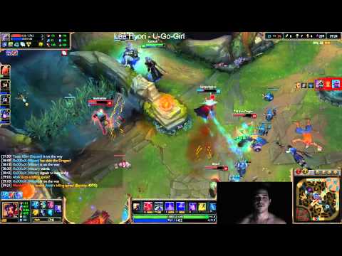 Viktor bouncing around Teamfight