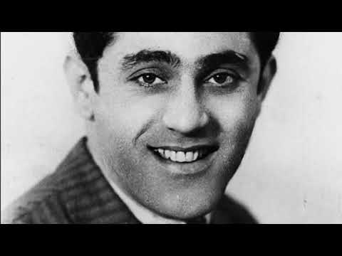 AL Bowlly Redux: Happy Feet