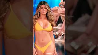 #swimming #swimsuit #beachwear #tiktok #trending #swimwear #bikini #weak