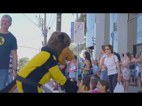 Pitucão no desfile cívico de Marília