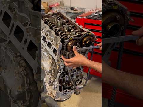 2AR 2.5L Engine Timing Chain Installation #shorts