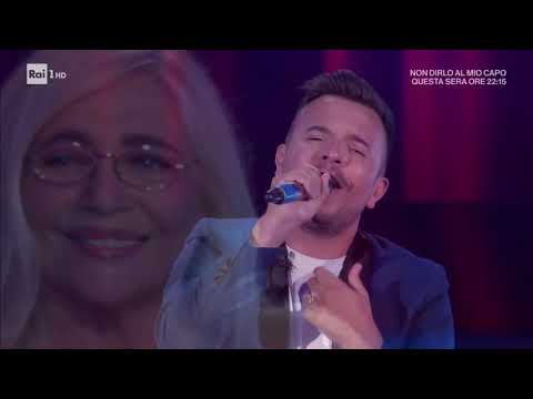 Andrea Sannino canta ''Abbracciame'' - Domenica In 28/06/2020