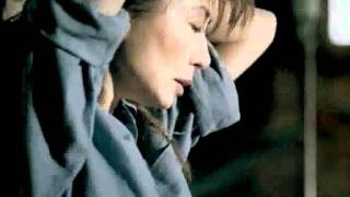 Lionel Richie - To Love A Woman (feat. Enrique Iglesias) (with lyrics)