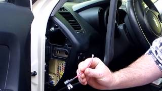 Kia SOUL  ..hidden wire GPS installation..no accessory sockets used