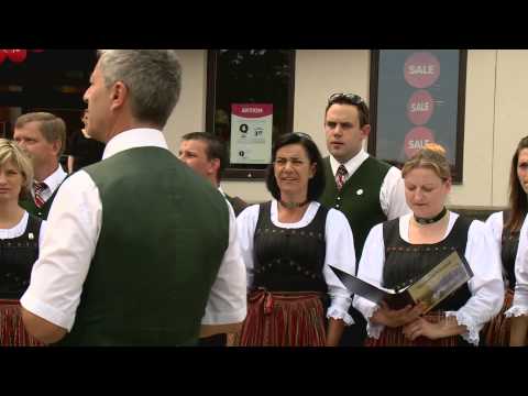 D'Lena gesungen von der Sängerrunde Würmlach