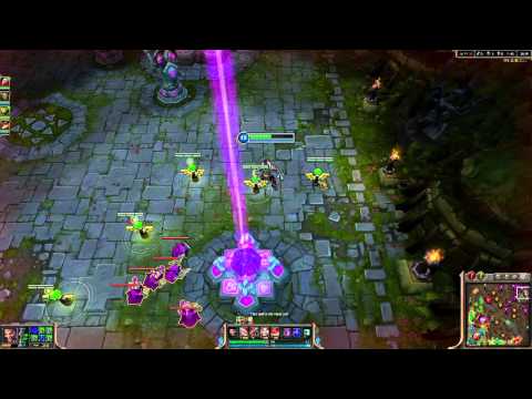 Draven warding enemy base LoL