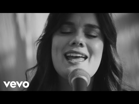 Emelie Hollow - Half The Story - Live Performances (Live)