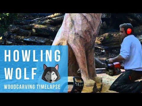 INCREDIBLE "Howling Wolf" Chainsaw Woodcarving Timelapse