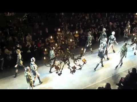 SFILATE DONNA MILANO FW 2012-2013 - Dolce & Gabbana
