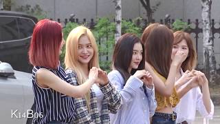 Download lagu 170630 Red Velvet 레드벨벳 - Music Bank 뮤뱅 출근길 mp3