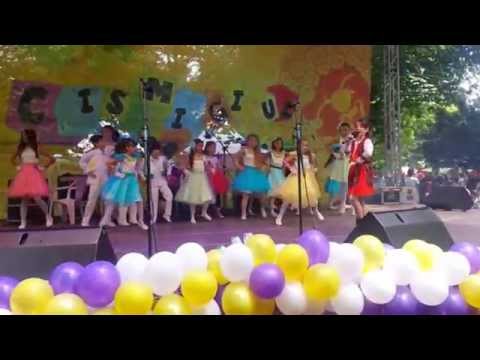 Spectacol 1 Iunie In Parcul Cismigiu - Natalia Moise