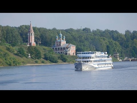 Unterwegs auf Wolga und Newa (On the way on Volga and Neva)
