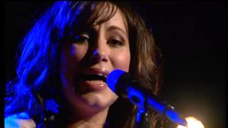 Lisa Nilsson - Himlen runt hörnet (Live @ Nyhetsmorgon)