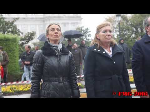 Plaza de Oriente   Cara al Sol e Himno Nacional 20 11 2016