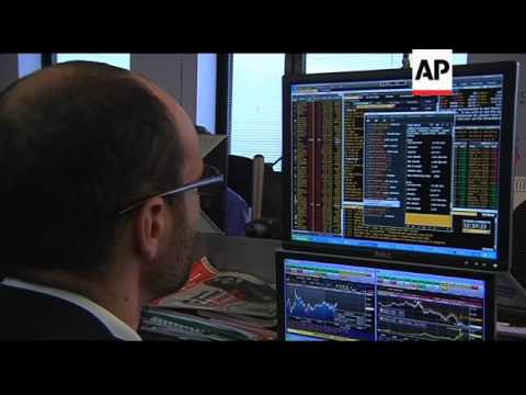 France stages successful bond sale despite last week's S&P downgrade