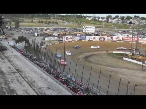 Rockford's NASCAR Late Models racing on dirt - Fast Dash Race- ROCKFORD SPEEDWAY