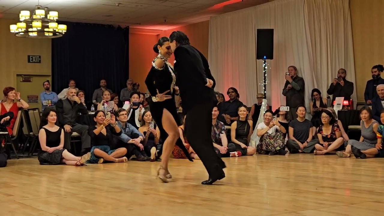 Celina Rotundo & Hugo Patyn at Bay Tango (1 of 3)