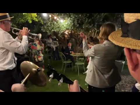 Wedding Music -Italian jazz roaming band in Tuscany - Just FM dixie/Maramao- Umbria - Amalfi Coast