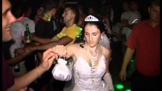 preview picture of video 'nunta 2009 sa furat mireasa 1° parte'