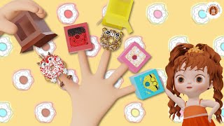 Finger Family Song| Baby Finger, Daddy Finger | Nursery Rhymes & Baby Songs