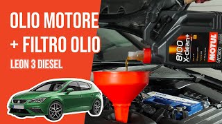 Youtube thumbnail of video "Cambio olio motore e filtro dell'olio Leon 3 1.6 TDI 🛢"