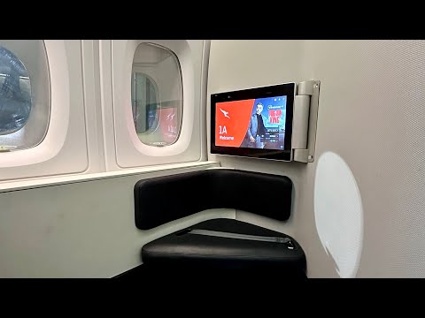 Review Qantas First Class from Los Angeles to Sydney on Airbus A380