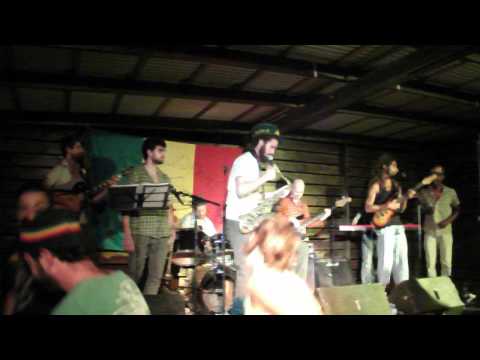 I-Jah Salomon and Zvuloon Dub System