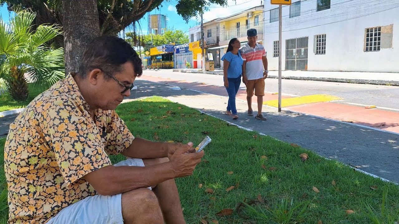MARIDO PEGA SUA MULHER COM O AMANTE, VEJA A TRETA QUE DEU...