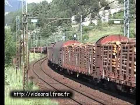 E652.040 & E633.241 (TRENITALIA) + Fret Varié International