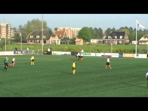 19-04-2011 Donk - Jodan Boys Oefenwedstrijd  gemengde E-teams/ deel 1