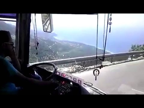 A1 Report - Gjobitet shoferi që fliste në telefon  në Llogara...rrezikon licencën