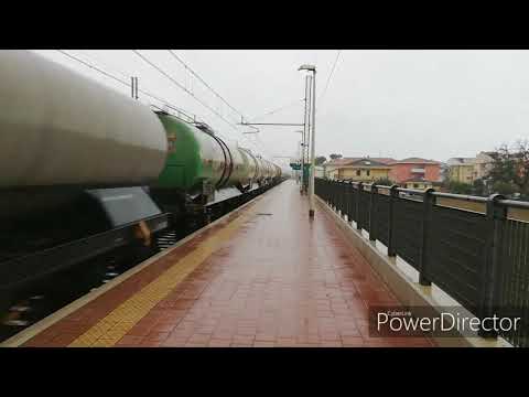 E655/503 caimano in testa ad un merci di cisterne lotras in transito a scerne di Pineto!!!