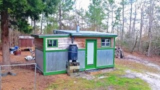 Awesome $4,500 Completely Off-Grid Tiny House