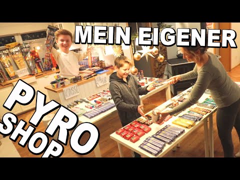 EIGERNER PYROLADEN Fireworks Sale New Year's Eve Shopping Tour 2020 👮‍♂️ POLICE? Ash & Max TipTap...