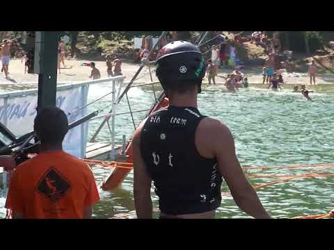 Midi-Pyrénées. MERCUS. Sa Base nautique. (Hd 1080)