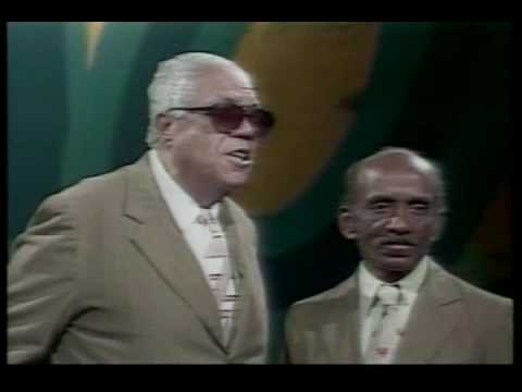 Nostalgia Cubana - Tejedor y Luis - Escandalo