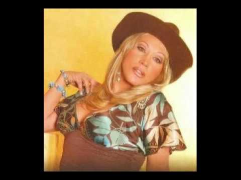 Laura León - El amarre