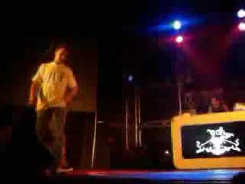 El Negro vs Mc Mario Batalla de Gallos 2009 Alicante