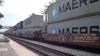 BNSF 6951 8079 6953 （貨物列車）