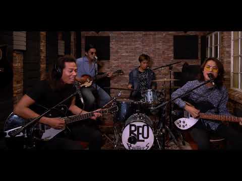 REO Brothers- I’ll Cry Instead/I Don’t Want To Spoil The Party/ Act Naturally | The Beatles