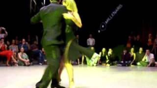 Sebastian Arce and Mariana Montes - Danubiando 2010, Budapest, Milonga Millenaris - 4