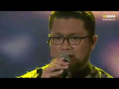 FADZLI FAREAST ft MARHÆN - SYAHADAH (JUARA AN17)