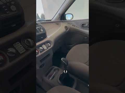 фото nissan almera tino i 0