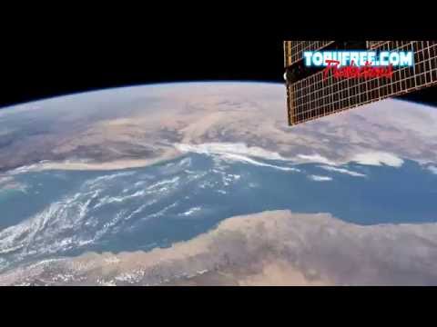 TobyFree.com - Sparkly Chill (ISS Space Synthwave Music Video)