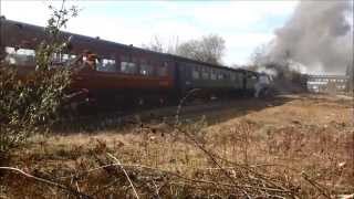 preview picture of video 'Tangmere & Cathedrals Express depart Newbury RC 07/03/2015'