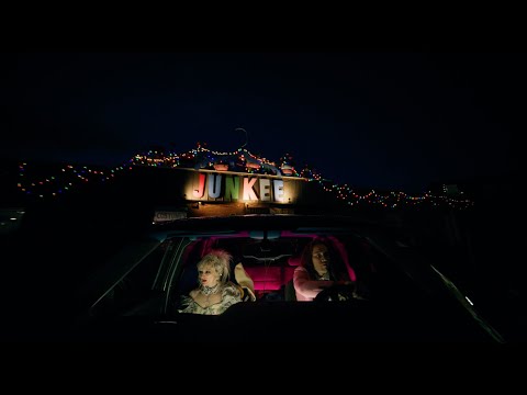 Royal & the Serpent - JUNKIE [Official Music Video]