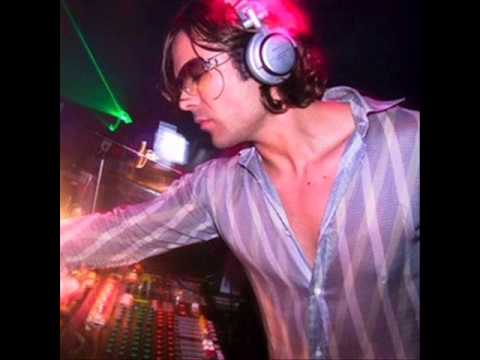 Matt Darey - (Live At Nocturnal 2 Hours 11-02-2006 Part 1 Of 2)