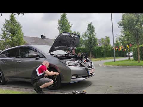 Changing the Leaf Front Bumper, with the Nismo Front Bumper