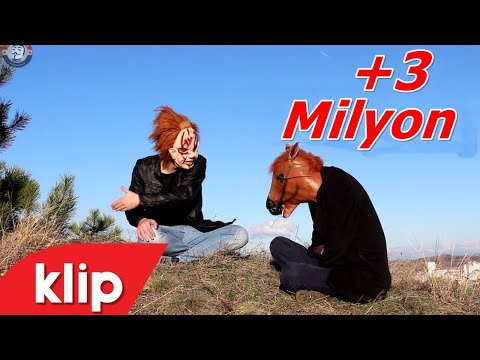 Mehmet Uygar Aksu - Aids'in var senin (Official Video)