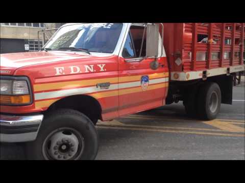 VERY RARE CATCH OF OLDER FDNY PURPLE K UNIT E-229, FROM BROOKLYN, OPERATING AT A FIRE IN MANHATTAN.